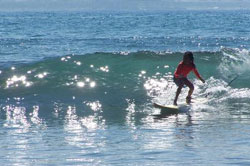 Batukaras Masih Mendominasi Lomba Surfing