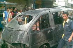 Dua Mobil Terbakar di Cijulang