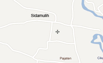 Jalan Depan Kantor Camat Sidamulih Perlu di Perbaiki