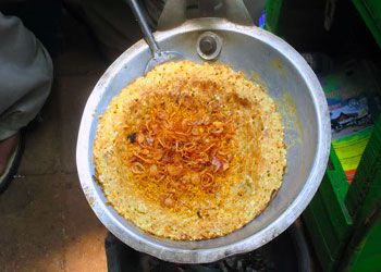 Ada Kerak Telor Betawi Di Pangandaran