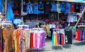 Yuks, Belanja Baju Pantai Pangandaran