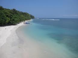 Pasir Pantai Warna-warni di Indonesia 