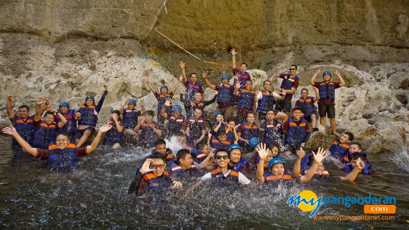 7 Tips Aman Saat Body Rafting di Pangandaran