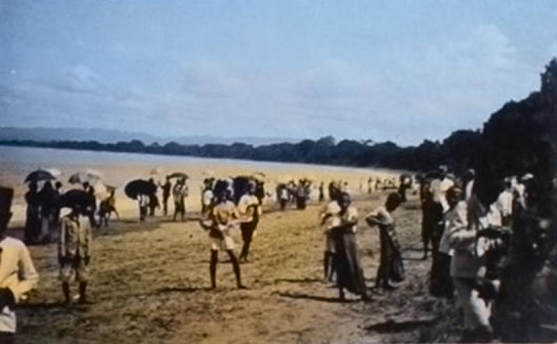 Beginilah Suasana Orang Berlibur di Pantai Pangandaran Sebelum Indonesia Merdeka