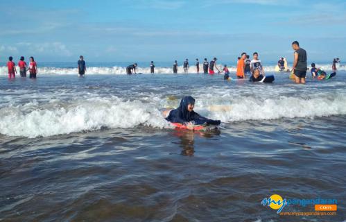 Berenang di Pangandaran? Catat Waktu Terbaiknya