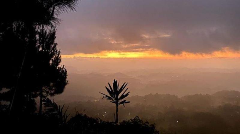 Puncak Manci Spot Wisata Baru di Pangandaran, Udara Pegunungan dengan View Sunset Pedesaan