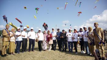 Dokumentasi Foto Kemeriahan Pangandaran International Kite Festival 2019