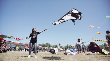 Dokumentasi Foto Kemeriahan Pangandaran International Kite Festival 2019