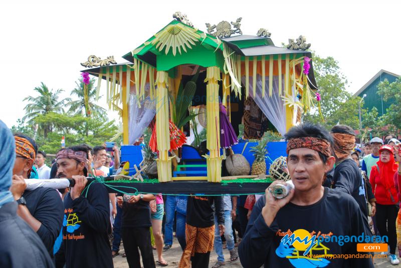 Hajat Laut  Tradisi Masyarkat Basisir Pangandaran 2018