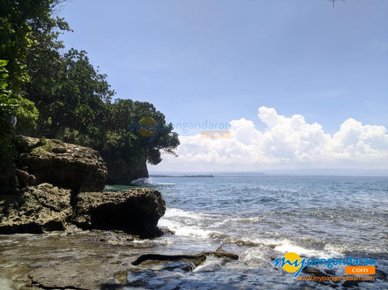 Intip Panorma Private Beach Pantai Batukaras Pangandaran