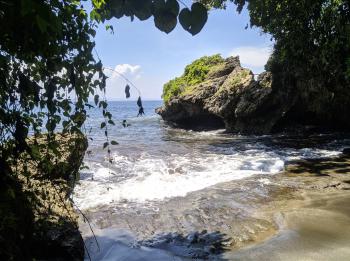 Intip Panorma Private Beach Pantai Batukaras Pangandaran