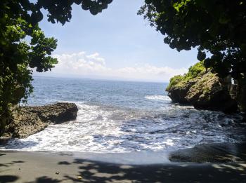 Intip Panorma Private Beach Pantai Batukaras Pangandaran