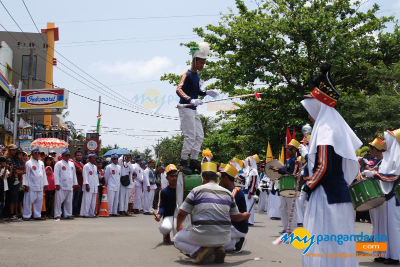 Karnaval Budaya Dalam Rangka MIlangkala ke-6 Kabupaten Pangandaran 