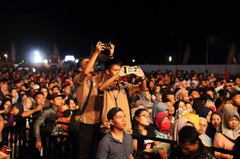 Konser Armada dan Bella Nova di Pangandaran