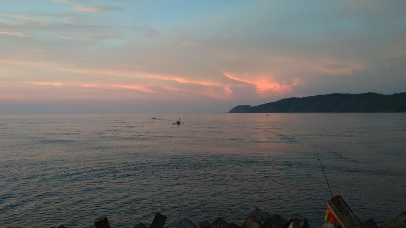 Panorama Sunrise Pelabuhan Cikidang Pangandaran 