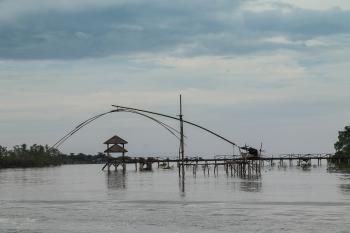 Potret Indahnya Pemandangan Sungai Cijulang