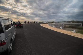 Potret Jalan Lintas Pesisir Pangandaran Jadi Spot Berburu Sunset