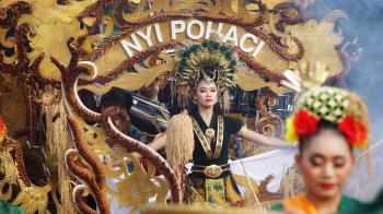 Potret Karnaval Budaya Milangkala Kabupaten Pangandaran ke-7