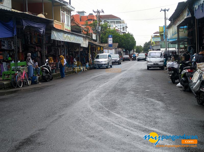 Potret Suasana Jalan E. Jaga Lautan Pantai Timur Pangandaran