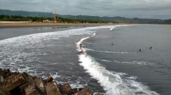 Senja diPelabuhan Cikidang Pangandaran