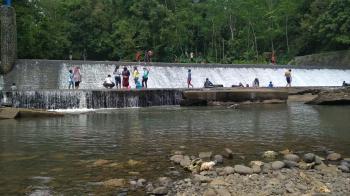 Serunya Berenang di Matras