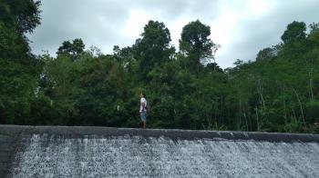 Serunya Berenang di Matras