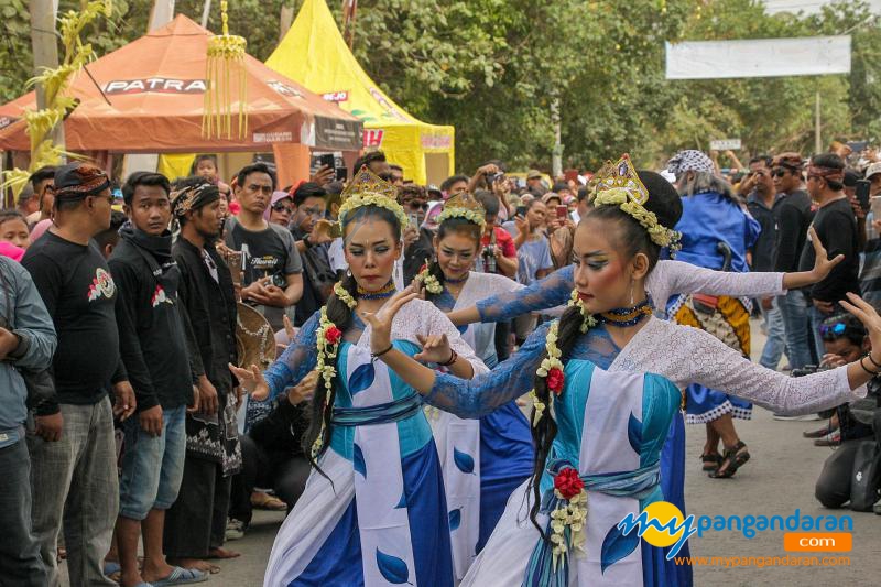 Tradisi Hajat Laut 2019 Masyarakat Basisir Pangandaran