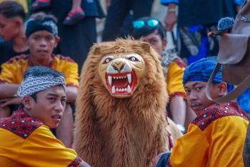 Tradisi Hajat Laut 2019 Masyarakat Basisir Pangandaran