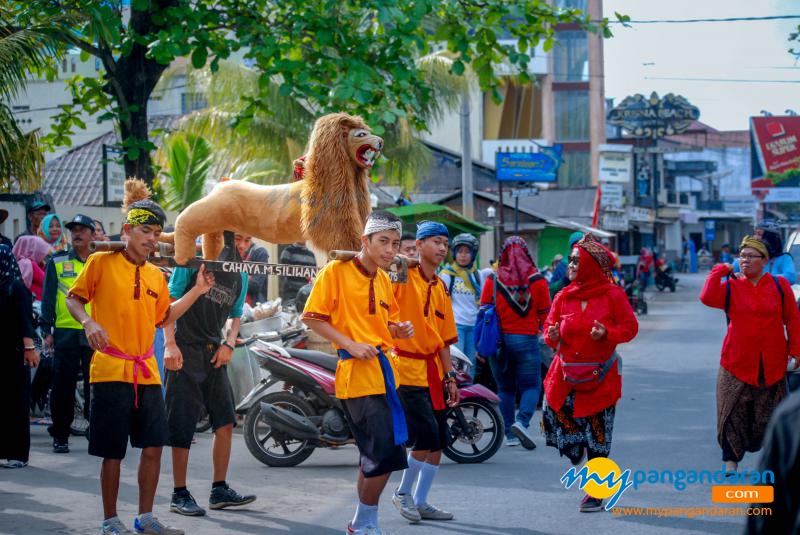 Tradisi Hajat Laut 2019 Masyarakat Basisir Pangandaran