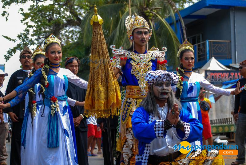 Tradisi Hajat Laut 2019 Masyarakat Basisir Pangandaran