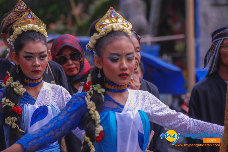 Tradisi Hajat Laut 2019 Masyarakat Basisir Pangandaran