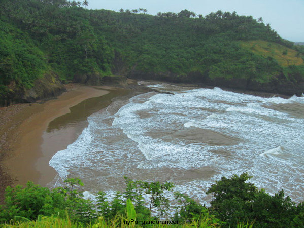 Pesona Pantai Lembah Putri Pangandaran