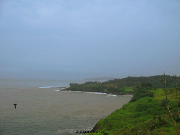 Pesona Pantai Lembah Putri Pangandaran