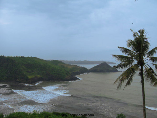 Pesona Pantai Lembah Putri Pangandaran