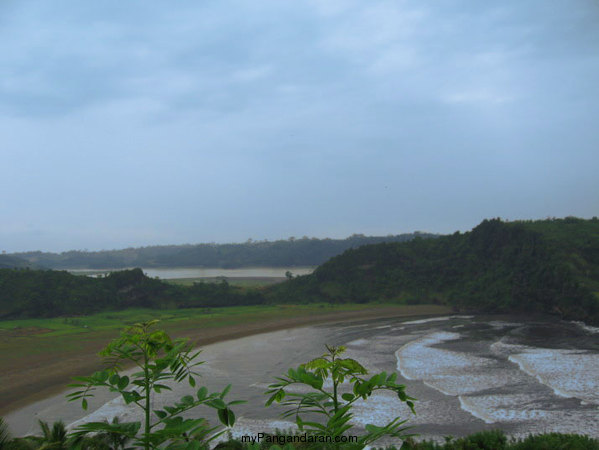 Pesona Pantai Lembah Putri Pangandaran