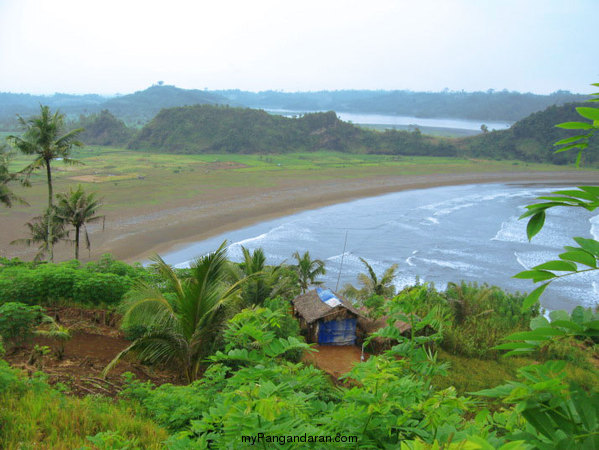 Pesona Pantai Lembah Putri Pangandaran