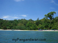 Jelajahi Pantai Pangandaran, Melihat Lebih Dekat Cagar Alam Dari Atas Perahu