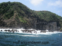 Jelajahi Pantai Pangandaran, Melihat Lebih Dekat Cagar Alam Dari Atas Perahu