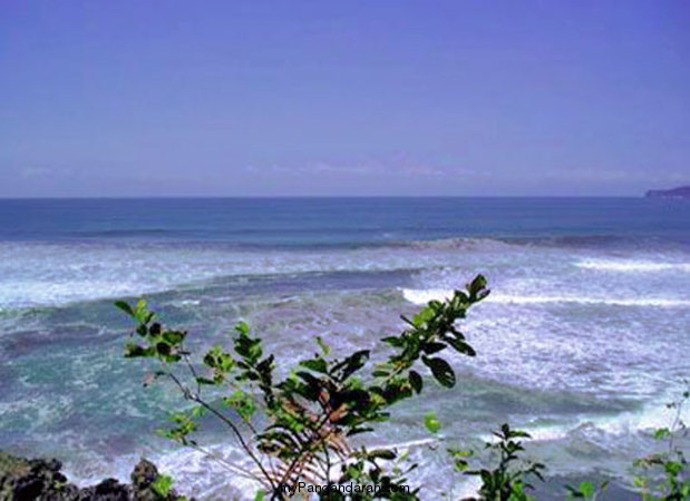 Intip Panorama Alam Pantai Karang Nini