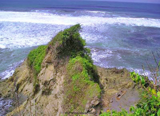 Intip Panorama Alam Pantai Karang Nini