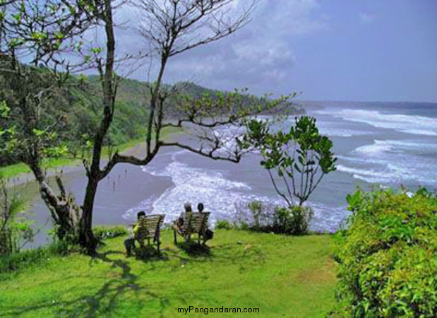 Intip Panorama Alam Pantai Karang Nini