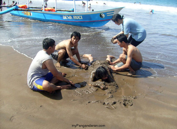 Seru-Seruan Di Pangandaran