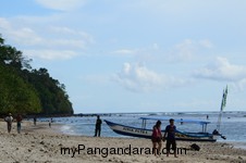 Pasir Putih Pangandaran dalam Lensa