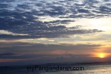 Menikmati Saat Sepi di Pantai Pangandaran