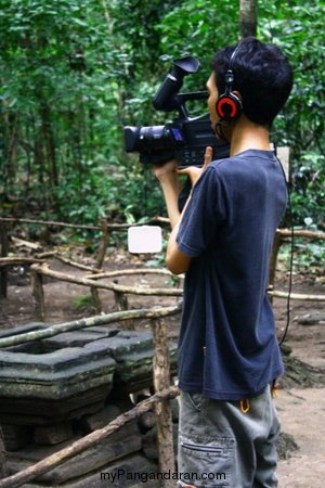 Dikala Mereka Meliput Pangandaran