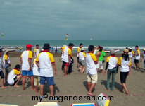 Fun Game di Pantai Pangandaran