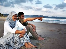 Keindahan Pantai Cileutik Edisi Pre Wedding Photoseason