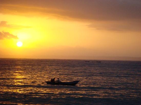 Matahari Terbit di Langit Pangandaran