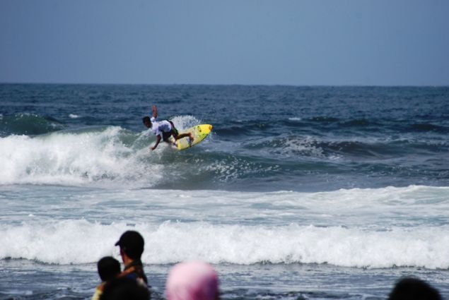 Volcom Gelar Surfing Contest di Pantai Bulak Laut Pangandaran