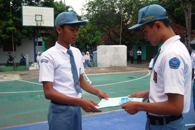 Madrasah Aliyah YPK Cijulang Lantik Pengurus OSIS Baru